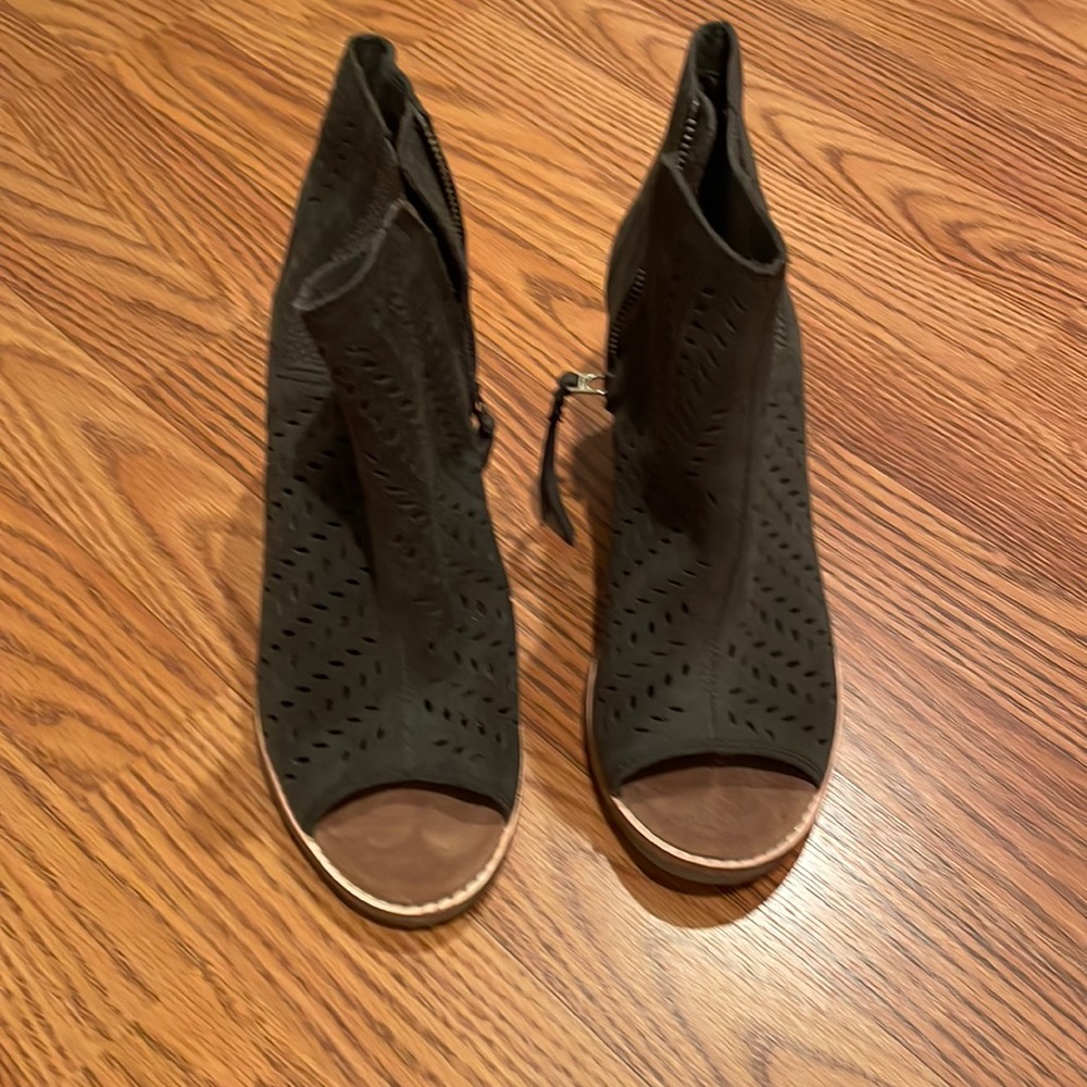 Toms peep toe heels